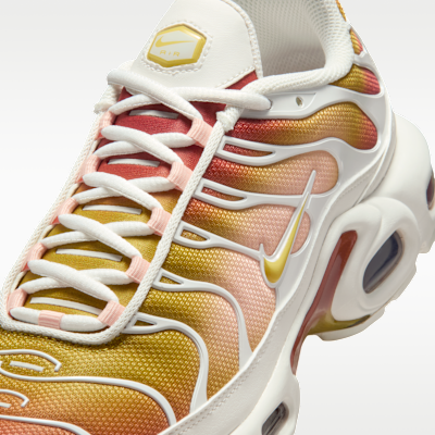 Nike Air Max Plus Women's Shoes. Nike ID